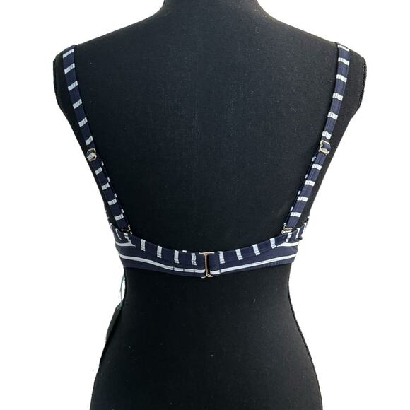 NWT! Sea Level Charmarel Cross Front Moulded Underwire Bikini Top - Size 8 - Picture 9 of 12